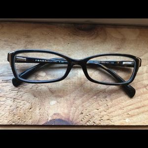 Prada Frames
